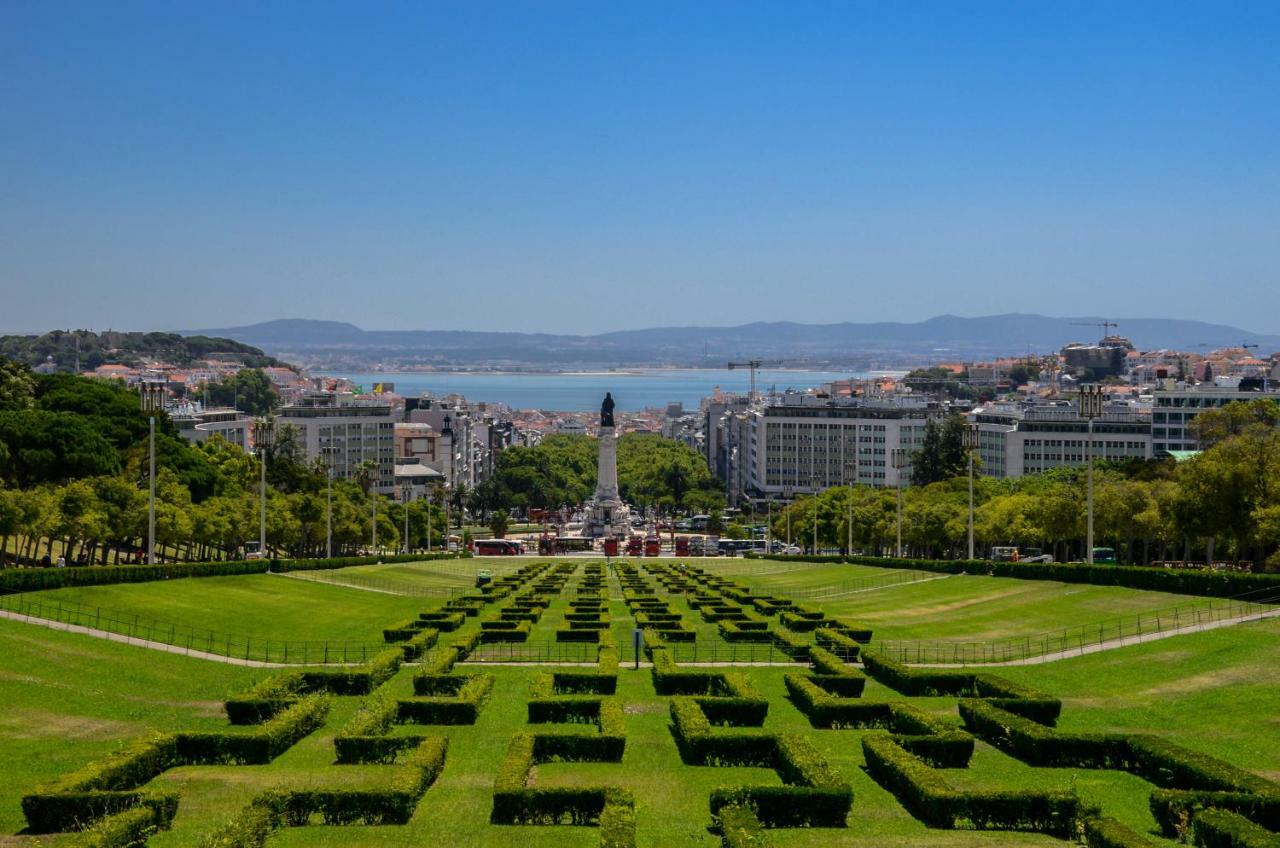 Neegroni Balcony In Lisbon - By Misha'S Place 1A Экстерьер фото